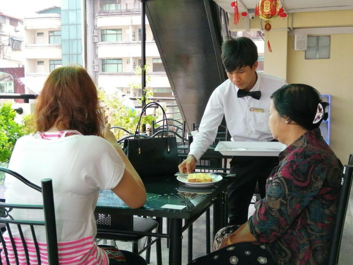 Golden Gate China Town Hotel Yangon Exterior photo